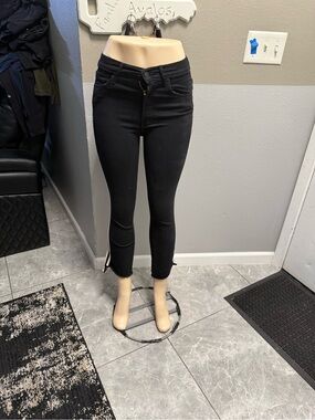 MOTHER Black High-Rise Cropped Skinny Jeans